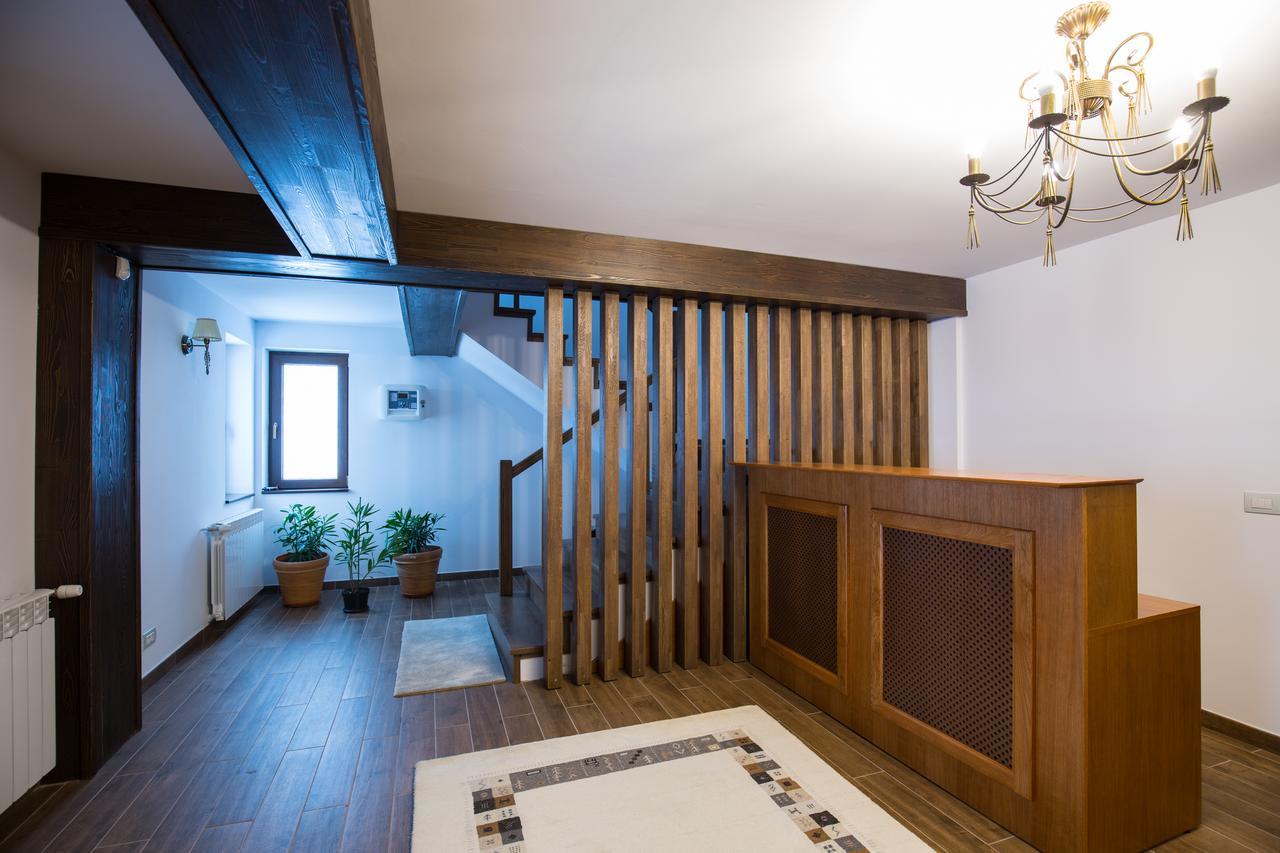 Bran Monte Crai Chalet ภายนอก รูปภาพ
